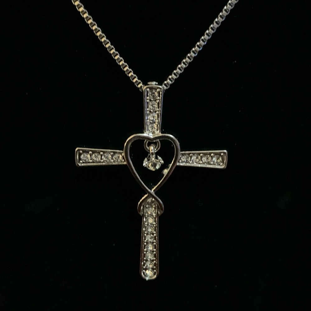 Fashion floating heart cross necklace